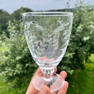 Krystal vinglas med blade