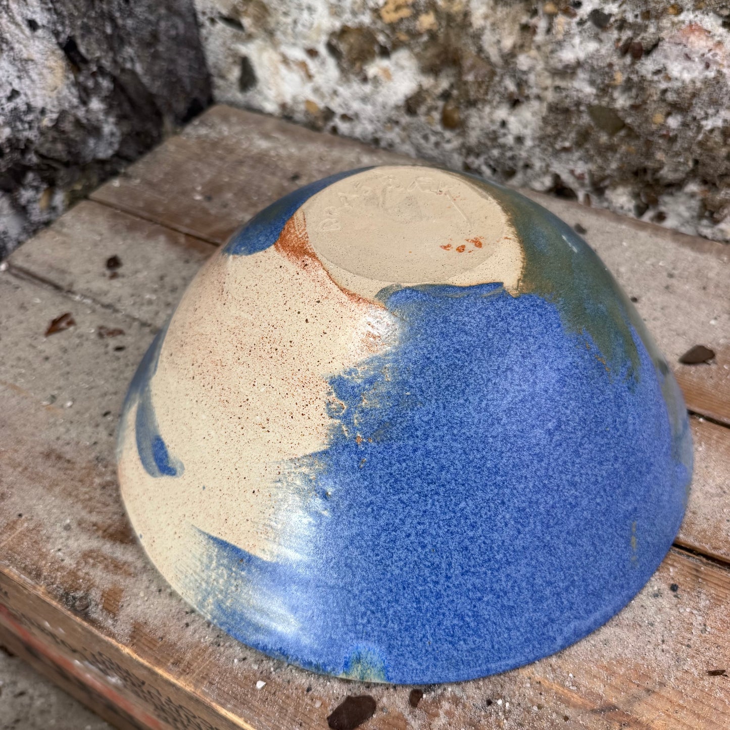 Salatskål 10 cm høj, 25 i diameter.