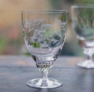 Krystal vinglas med blade